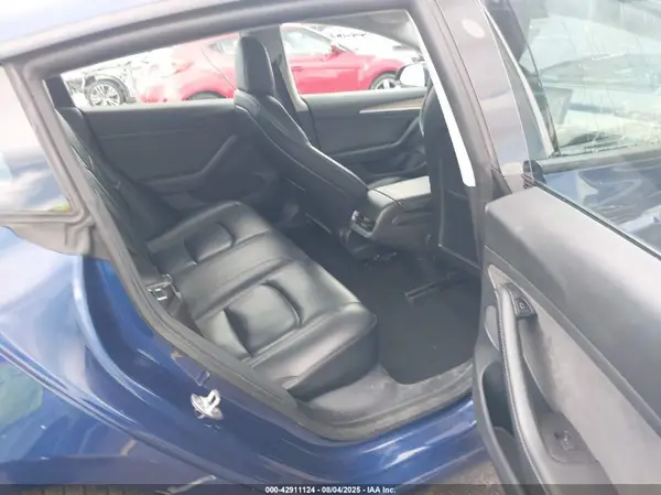 5YJ3E1EB7NF332847 2022 TESLA MODEL 3 - Image 8