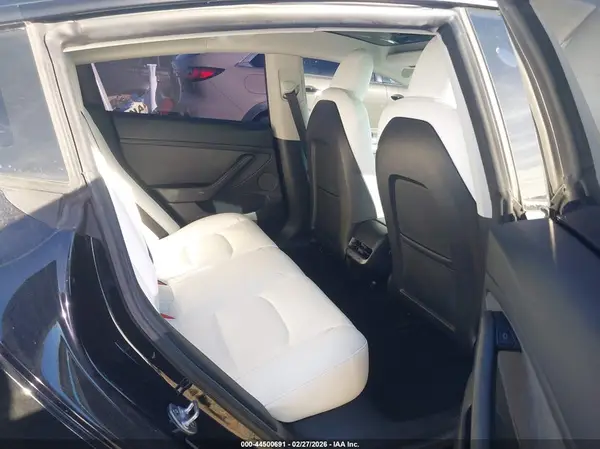 5YJ3E1EB7NF340348 2022 TESLA MODEL 3 - Image 8