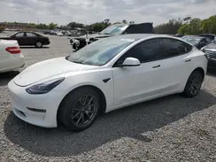 5YJ3E1EB7NF342309 2022 TESLA MODEL 3