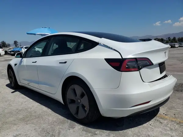 5YJ3E1EB7NF342911 2022 TESLA MODEL 3 - Image 2
