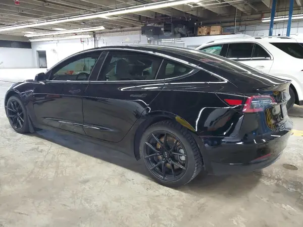 5YJ3E1EB7NF353407 2022 TESLA MODEL 3 - Image 2