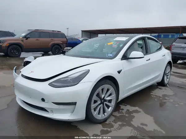 5YJ3E1EB7NF355688 2022 TESLA MODEL 3 - Image 2