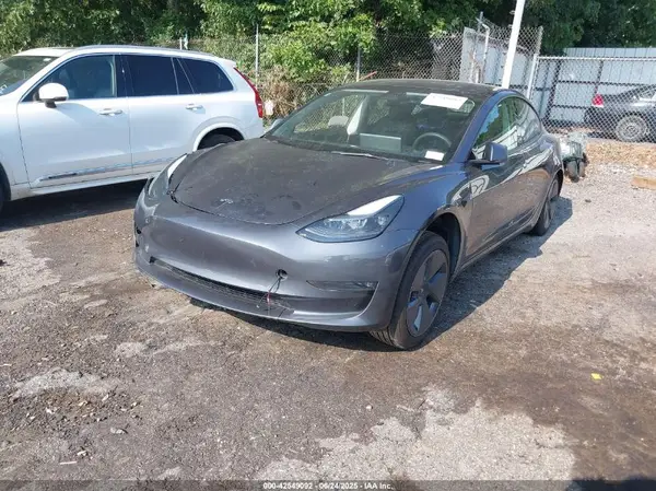 5YJ3E1EB7PF386944 2023 TESLA MODEL 3 - Image 2