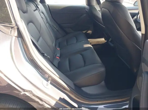 5YJ3E1EB7PF386944 2023 TESLA MODEL 3 - Image 8