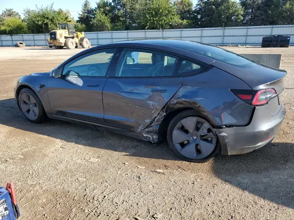 5YJ3E1EB7PF392369 2023 TESLA MODEL 3 - Image 2