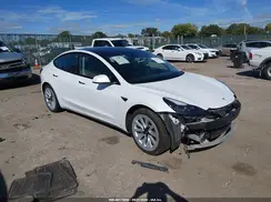 5YJ3E1EB7PF393389 2023 TESLA MODEL 3