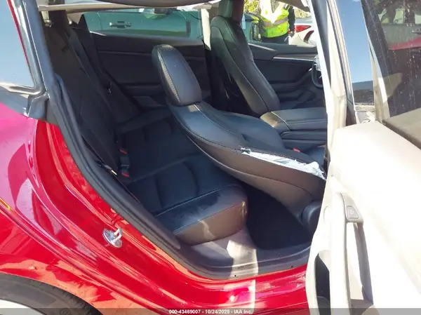 5YJ3E1EB7PF416198 2023 TESLA MODEL 3 - Image 8