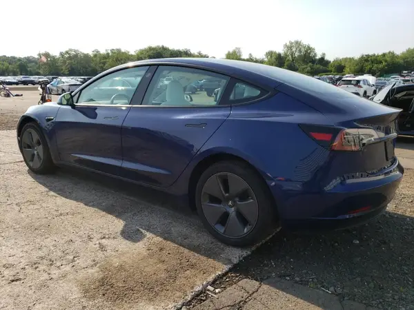 5YJ3E1EB7PF599649 2023 TESLA MODEL 3 - Image 2