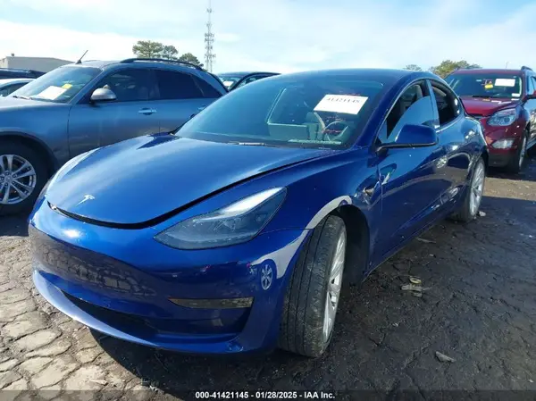 5YJ3E1EB7PF615638 2023 TESLA MODEL 3 - Image 2
