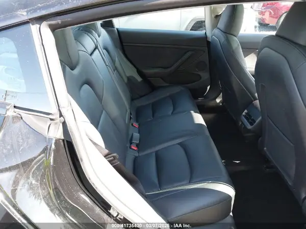 5YJ3E1EB7PF657274 2023 TESLA MODEL 3 - Image 8