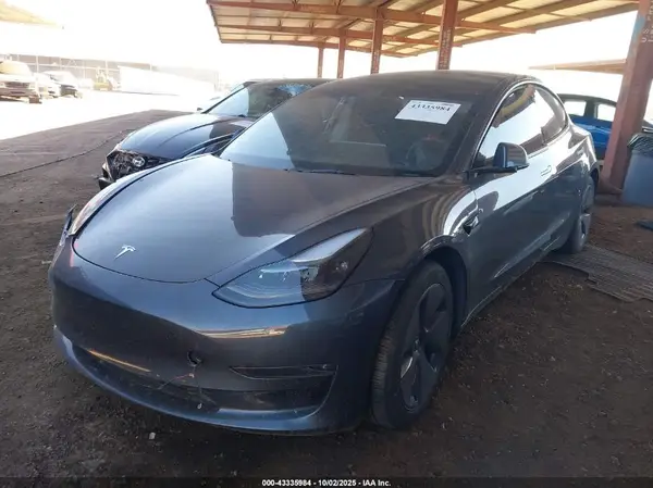 5YJ3E1EB7PF658926 2023 TESLA MODEL 3 - Image 2
