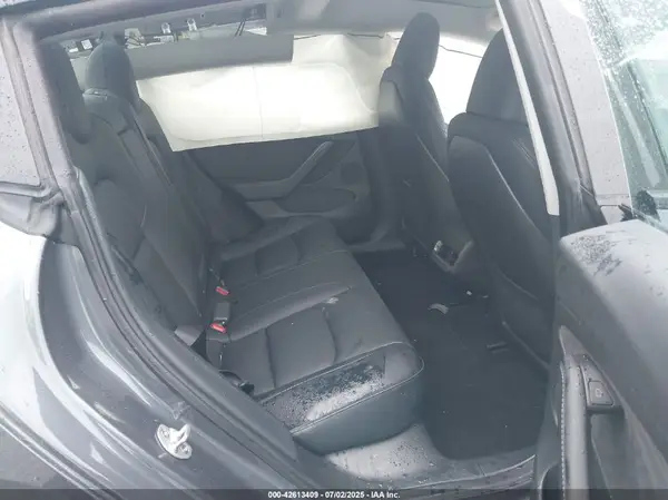 5YJ3E1EB7PF661261 2023 TESLA MODEL 3 - Image 8
