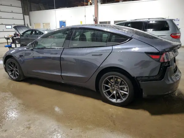 5YJ3E1EB7PF675967 2023 TESLA MODEL 3 - Image 2