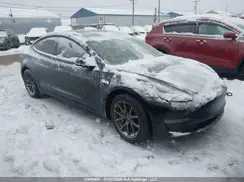 5YJ3E1EB7PF676617 2023 TESLA MODEL 3