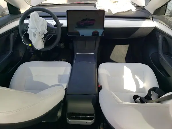 5YJ3E1EB7PF678979 2023 TESLA MODEL 3 - Image 8