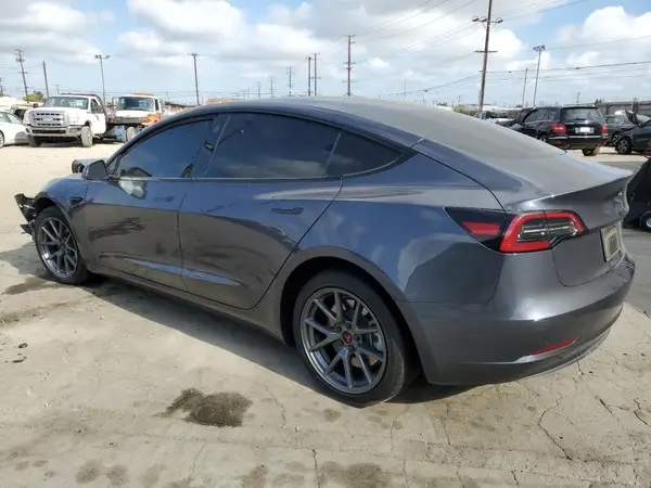 5YJ3E1EB7PF712743 2023 TESLA MODEL 3 - Image 2