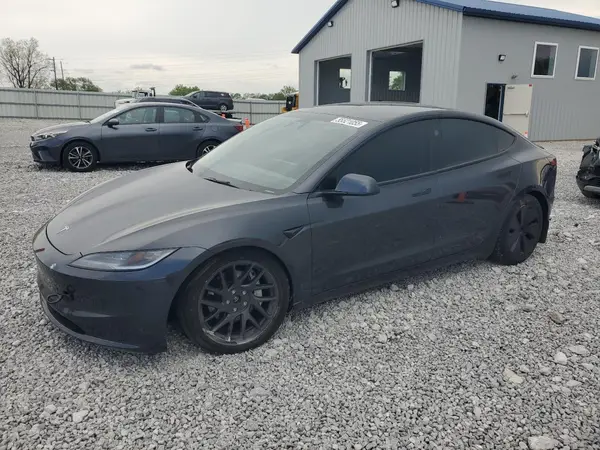 5YJ3E1EB7RF730372 2024 TESLA MODEL 3 - Image 1