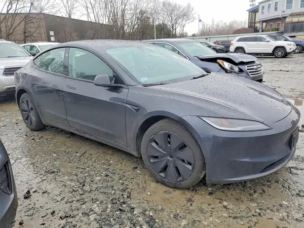 5YJ3E1EB7RF732882 2024 TESLA MODEL 3 - Image 1