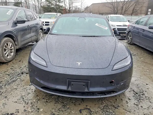 5YJ3E1EB7RF732882 2024 TESLA MODEL 3 - Image 2