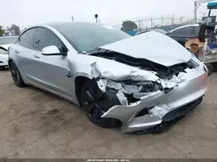 5YJ3E1EB7RF754672 2024 TESLA MODEL 3