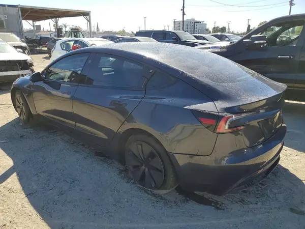 5YJ3E1EB7RF755398 2024 TESLA MODEL 3 - Image 2