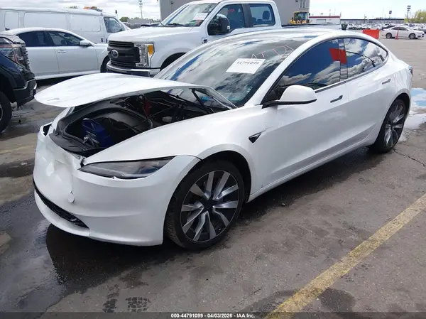 5YJ3E1EB7RF793097 2024 TESLA MODEL 3 - Image 2
