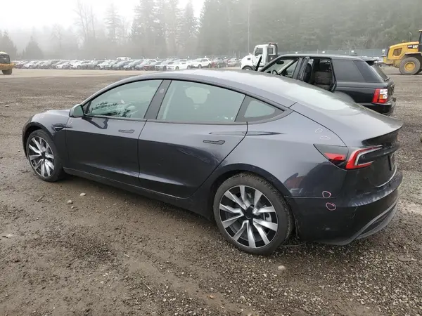 5YJ3E1EB7RF794234 2024 TESLA MODEL 3 - Image 2
