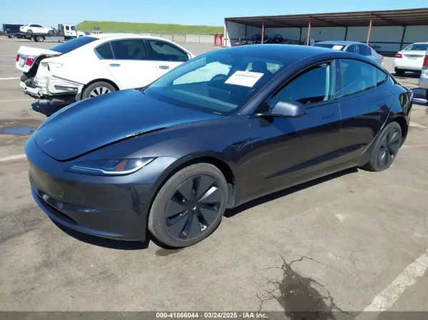 5YJ3E1EB7RF800873 2024 TESLA MODEL 3 - Image 2
