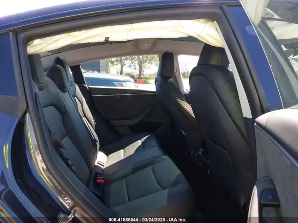 5YJ3E1EB7RF800873 2024 TESLA MODEL 3 - Image 8