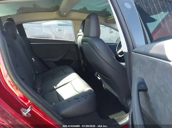5YJ3E1EB7RF814322 2024 TESLA MODEL 3 - Image 8