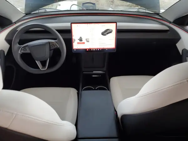 5YJ3E1EB7RF815504 2024 TESLA MODEL 3 - Image 8