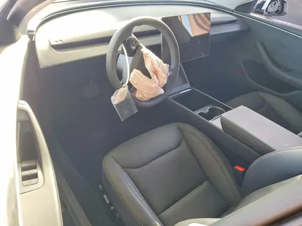 5YJ3E1EB7RF821187 2024 TESLA MODEL 3 - Image 8