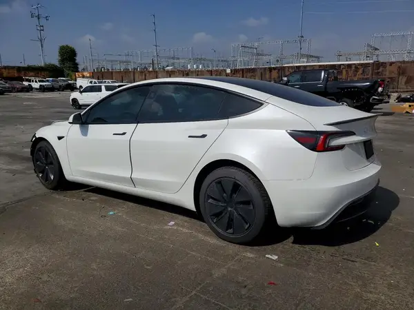 5YJ3E1EB7RF821609 2024 TESLA MODEL 3 - Image 2