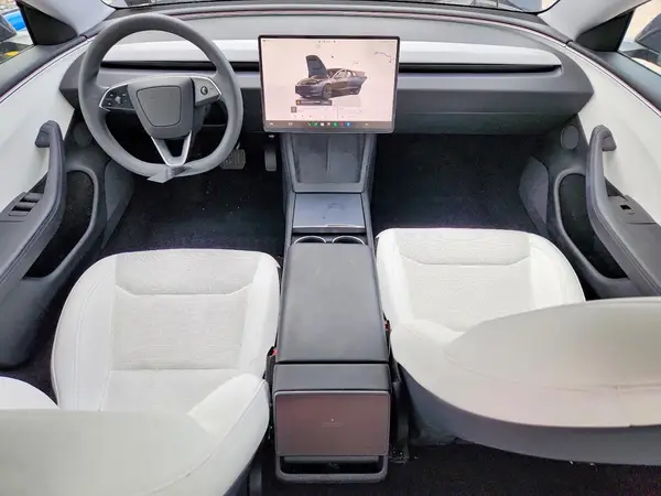 5YJ3E1EB7RF822291 2024 TESLA MODEL 3 - Image 8