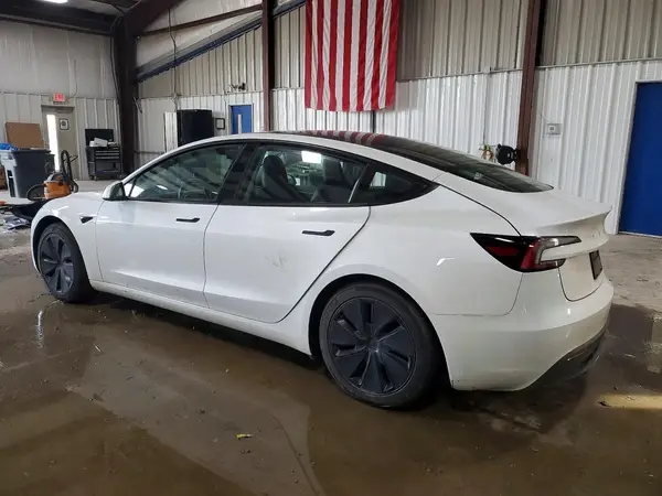 5YJ3E1EB7RF823165 2024 TESLA MODEL 3 - Image 2