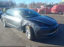 5YJ3E1EB7RF827409 2024 TESLA MODEL 3