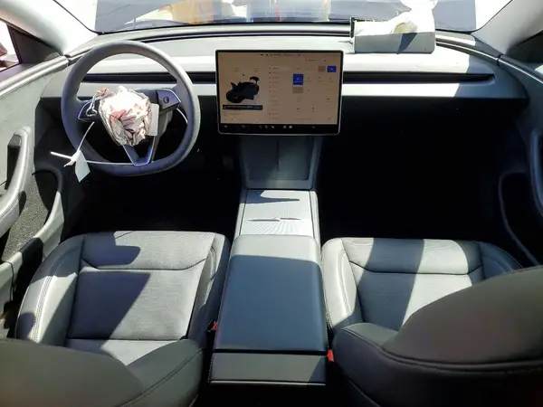 5YJ3E1EB7SF874364 2025 TESLA MODEL 3 - Image 8