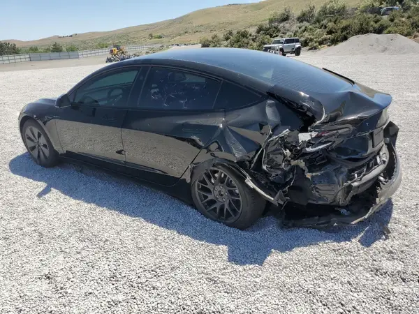 5YJ3E1EB7SF876244 2025 TESLA MODEL 3 - Image 2