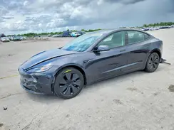 5YJ3E1EB7SF884084 2025 TESLA MODEL 3