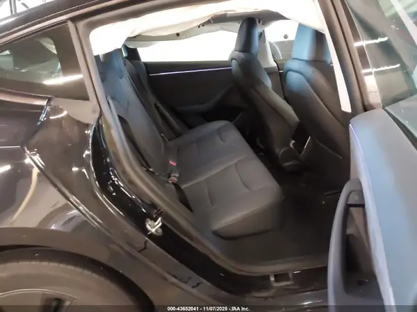 5YJ3E1EB7SF904415 2025 TESLA MODEL 3 - Image 8
