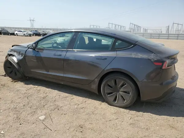 5YJ3E1EB7SF939701 2025 TESLA MODEL 3 - Image 2