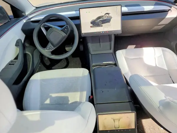 5YJ3E1EB7SF940492 2025 TESLA MODEL 3 - Image 8