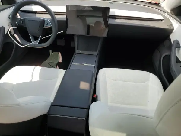 5YJ3E1EB7SF953405 2025 TESLA MODEL 3 - Image 8