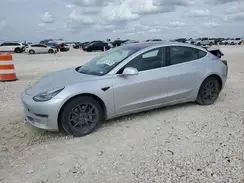 5YJ3E1EB8JF054423 2018 TESLA MODEL 3