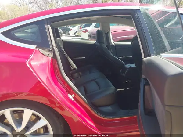 5YJ3E1EB8JF055006 2018 TESLA MODEL 3 - Image 8