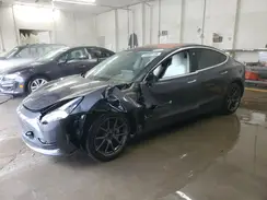 5YJ3E1EB8JF056222 2018 TESLA MODEL 3