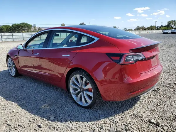 5YJ3E1EB8JF063199 2018 TESLA MODEL 3 - Image 2
