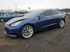 5YJ3E1EB8JF063669 2018 TESLA MODEL 3
