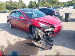 5YJ3E1EB8JF065728 2018 TESLA MODEL 3