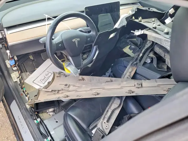 5YJ3E1EB8JF066068 2018 TESLA MODEL 3 - Image 8